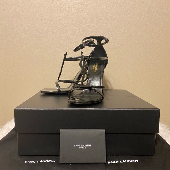 🚫SOLD🚫Saint Laurent Cassandra YSL Monogram Black - Picture 4 of 12